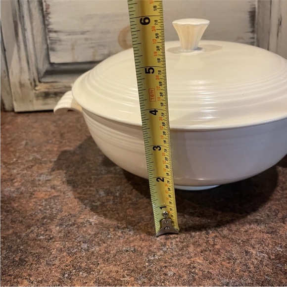 Vintage fiesta casserole dish with lid - Picture 2 of 5